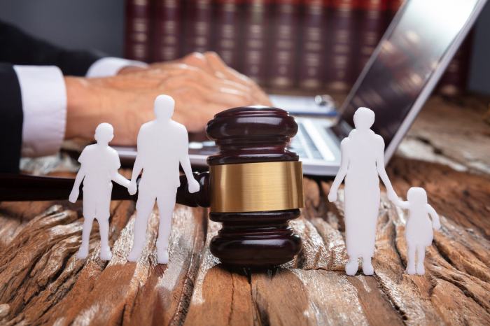 Lawyer juvenile differences attorney divorce ross criminal ley castigo defense conway represent assist