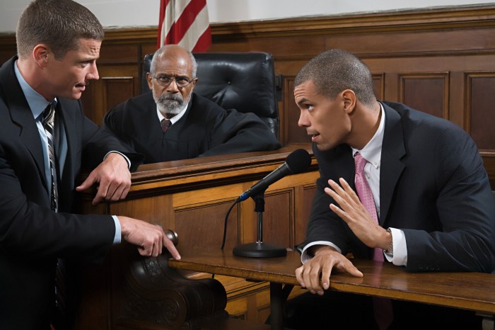 Lawyer attorney divorce hiring lawyers