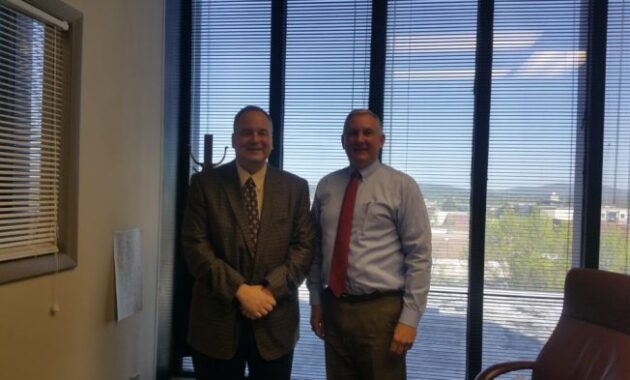 Murray lovett lawyers shareholder attorney