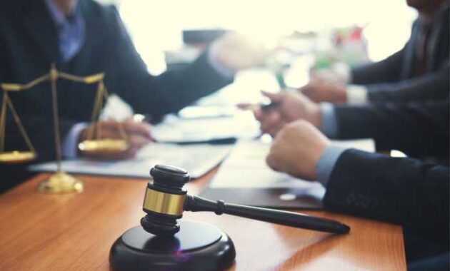 Lawyer lawyers law premium legal marketing