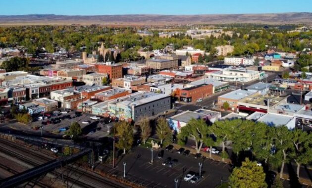 Wyoming laramie scholarships foundation awards relatively gorgeous fall views svi aerial speaking