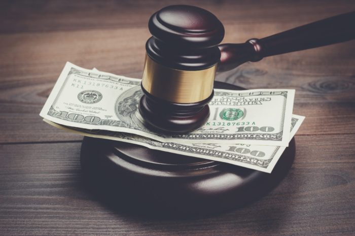 Lawyers salaries attorney infographic salary earn practicepanther Lawyers salaries attorney infographic salary earn practicepanther